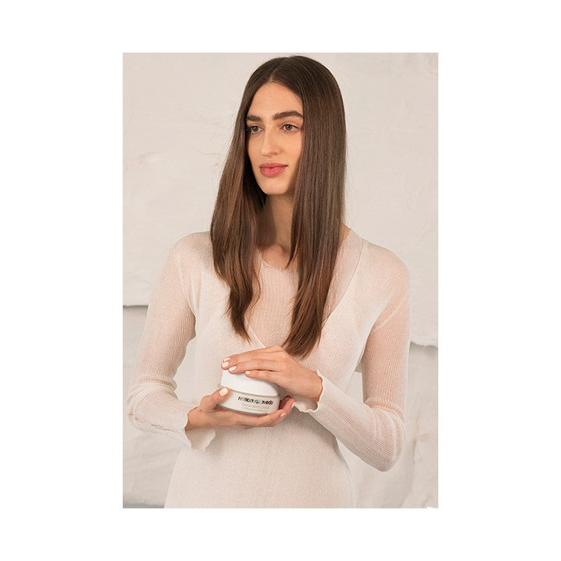 Glacial White Caviar Hydra-Pure Rejuvenating Body Creme 250ml